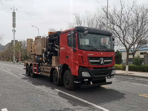 Sand mixing truck